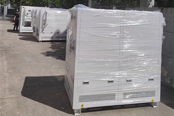 低溫工業(yè)冷凍機制冷劑泄露如何檢查和維修?