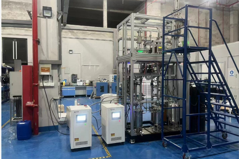 湖州某制藥企業采購2.5kW高低溫循環一體機助力聚乙烯實驗項目 圖1